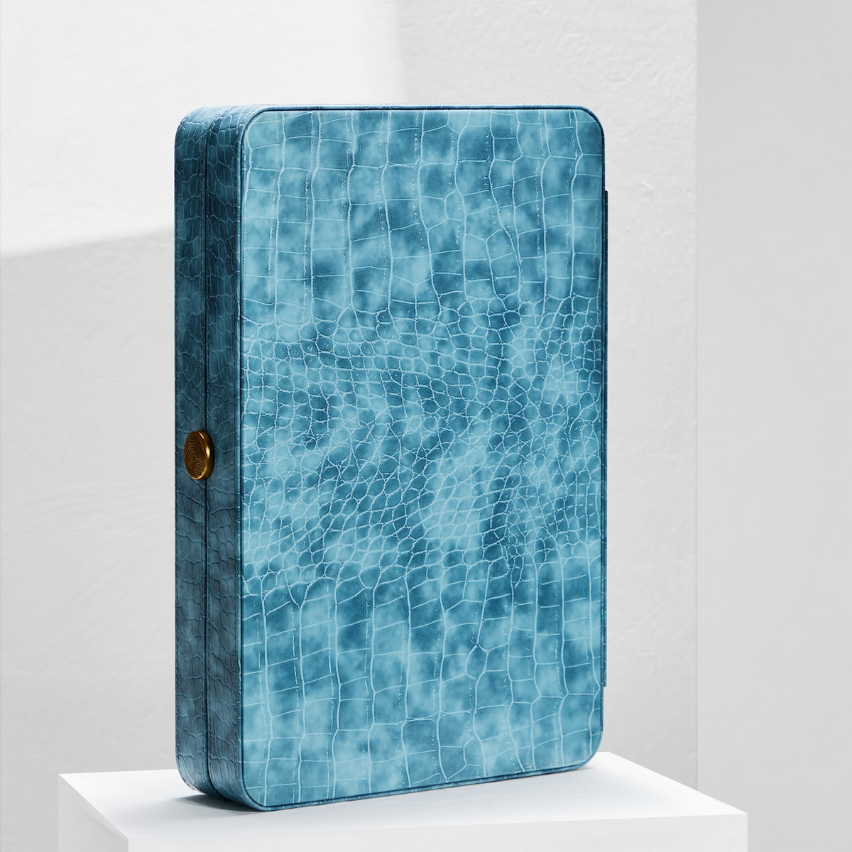 Pocket Backgammon in Blue Lagoon